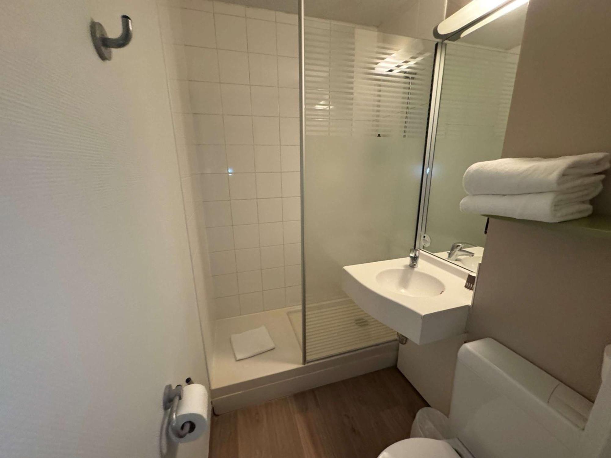 ไอบิส บัดเจ็ต รูอ็อง ปาร์ค เด เอ็กซ์โป ซีนิธ Hotel Saint-Etienne-du-Rouvray ภายนอก รูปภาพ